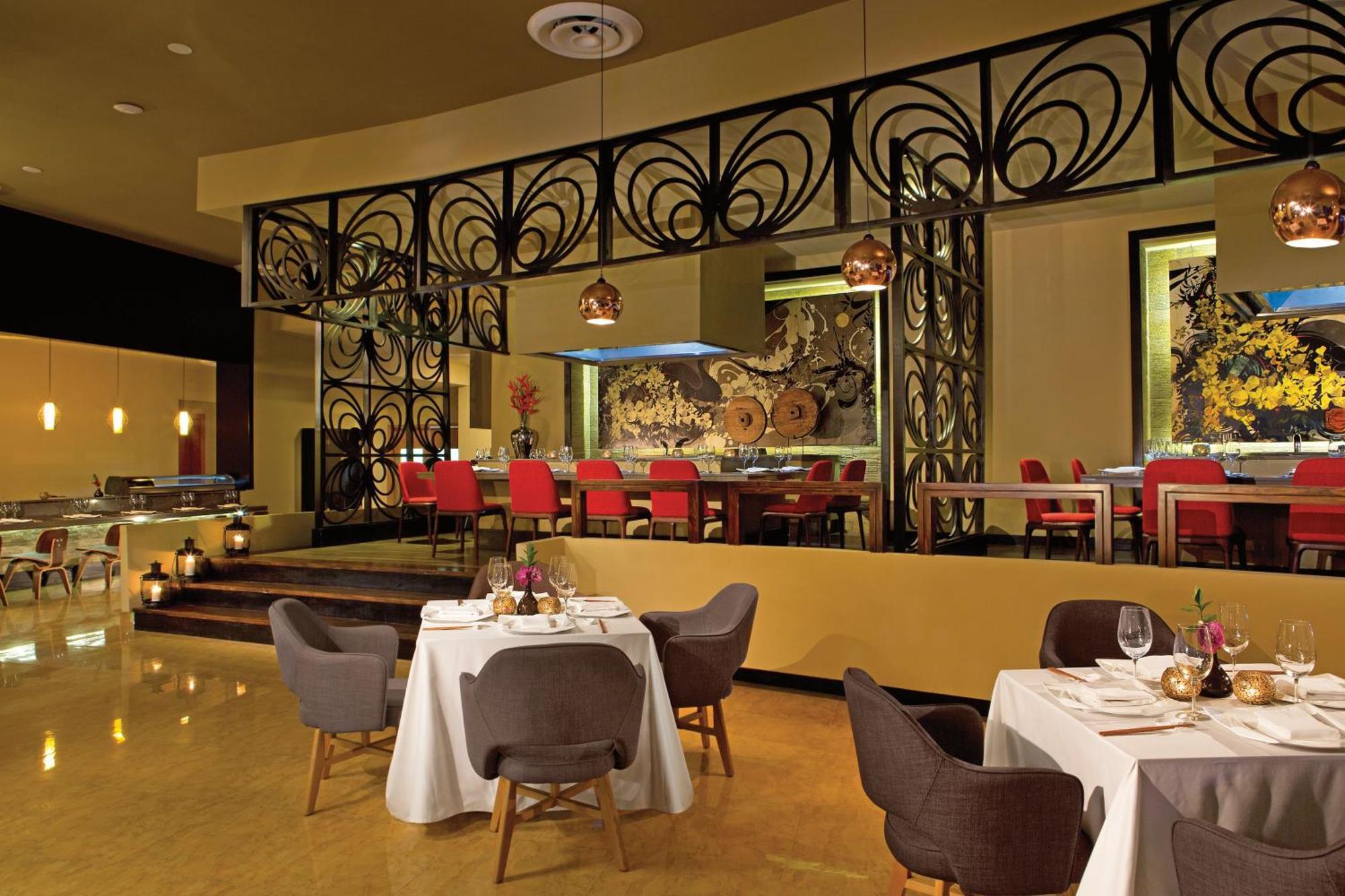 Breathless Punta Cana Resort & Spa (Adults Only) Exterior foto The restaurant at the hotel