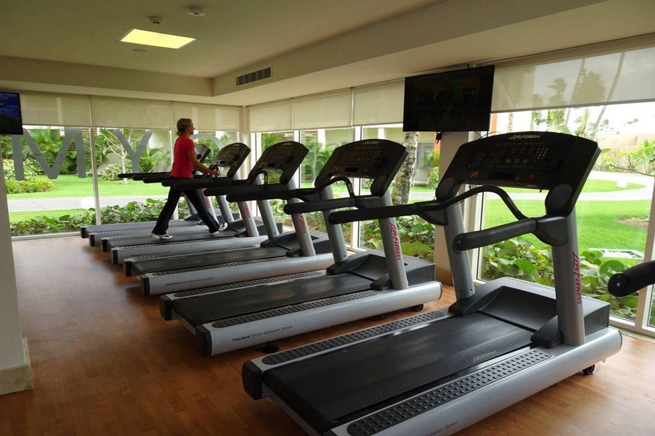 Breathless Punta Cana Resort & Spa (Adults Only) Exterior foto Treadmills
